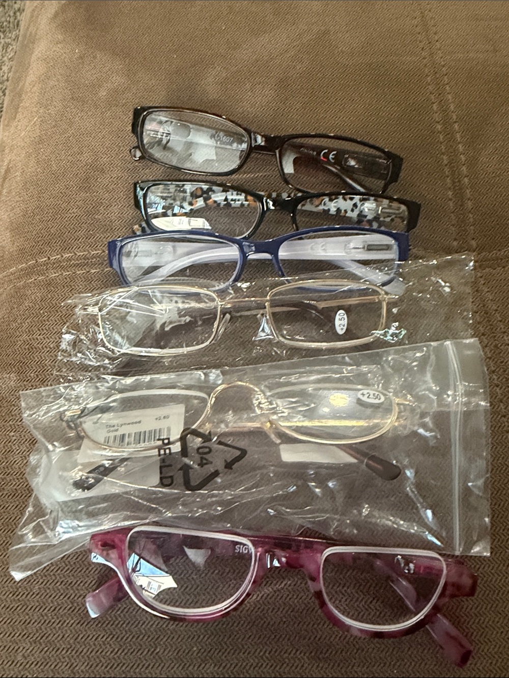 Assorted Reading Glasses Pack +2.50 - Mixed Colors